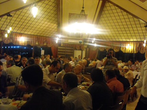 Nur talebeleri Risale Haber iftarında 60