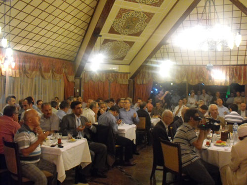 Nur talebeleri Risale Haber iftarında 77