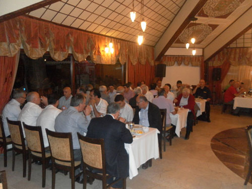 Nur talebeleri Risale Haber iftarında 96