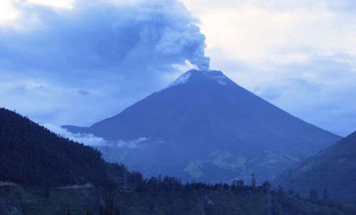 Tungurahua Yanardağı faaliyete geçti 4