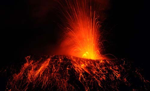 Tungurahua Yanardağı faaliyete geçti 5