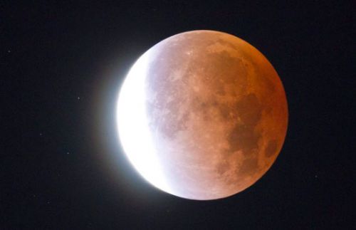 Ay tutulmasından görüntüler 2