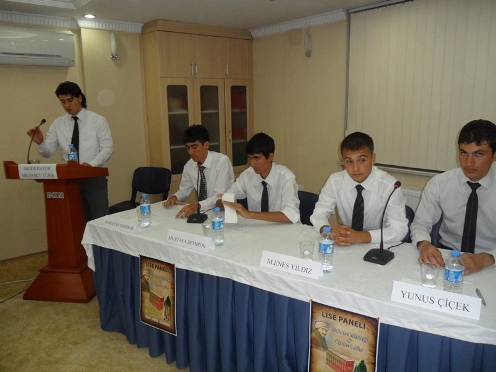 Liselilerden sahabe ve Risale-i Nur paneli 6