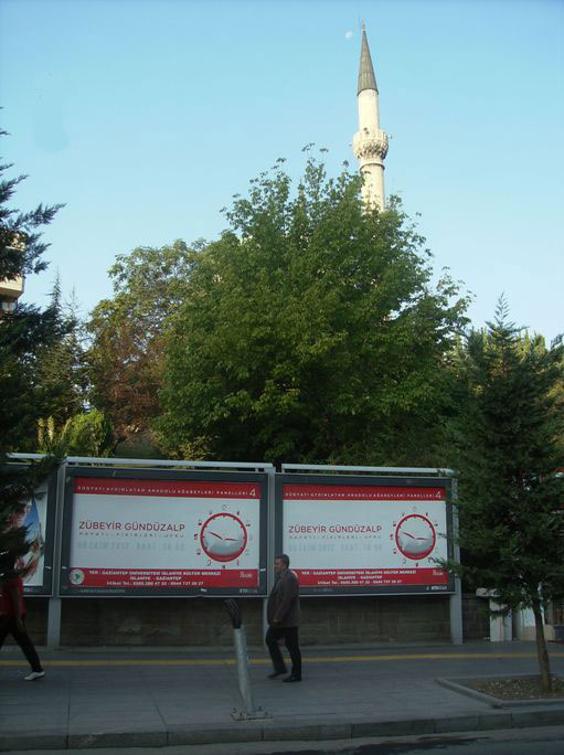 Zübeyir Gündüzalp paneli Ankara Bilboardlarında 1