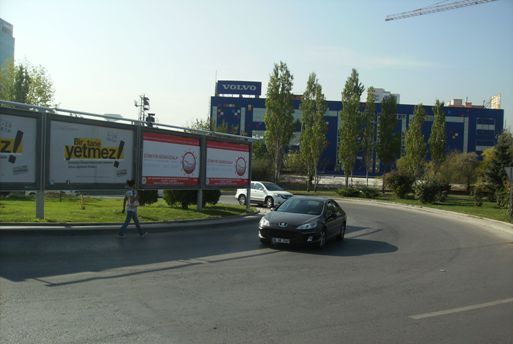 Zübeyir Gündüzalp paneli Ankara Bilboardlarında 13