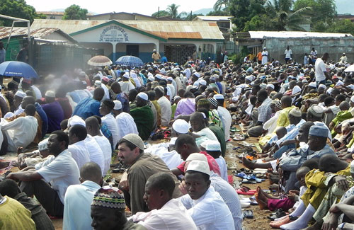 Sierra Leone'de Medresetüzzehra dersanesi 1