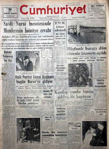 Said Nursi manşetlerin takibindeydi 32
