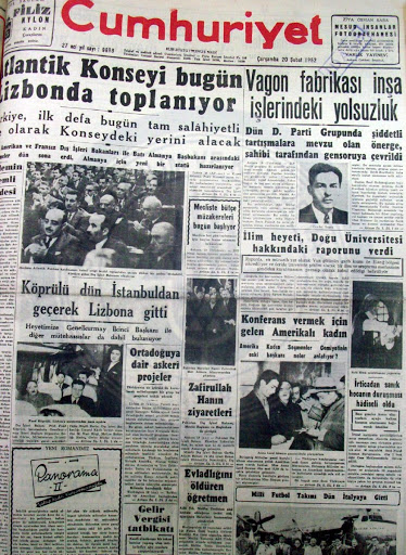 Said Nursi manşetlerin takibindeydi 4