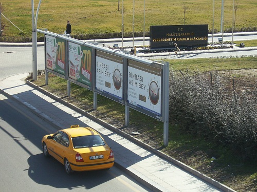 Binbaşı Asımbey Paneli Kocaeli bilboardlarında 13