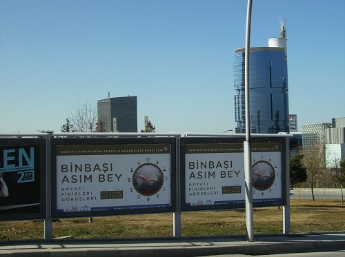 Binbaşı Asımbey Paneli Kocaeli bilboardlarında 15