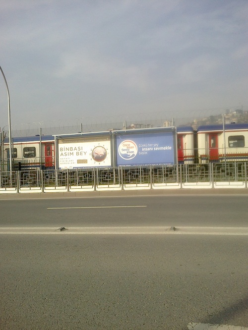 Binbaşı Asımbey Paneli Kocaeli bilboardlarında 9