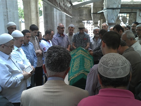 Nurettin Yaşar ağabey dualarla uğurlandı 1