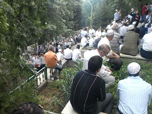 Nurettin Yaşar ağabey dualarla uğurlandı 10