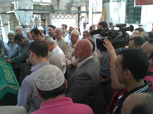 Nurettin Yaşar ağabey dualarla uğurlandı 2