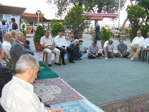 Nur cemaatleri Risale Haber iftarındaydı 15