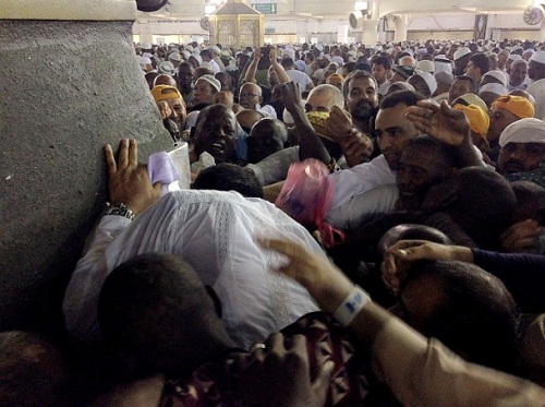 Kabe'de insan seli 13