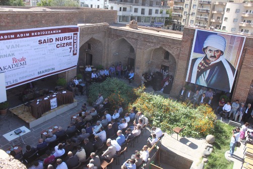 Cizre’de ‘Adım Adım Said Nursi’ paneli 18