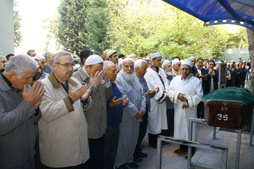 Yusuf Öztanzan ağabey dualarla uğurlandı 4