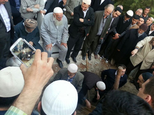 Yusuf Öztanzan ağabey dualarla uğurlandı 7