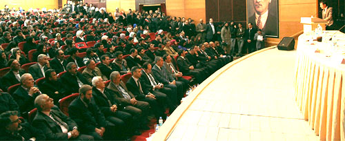 Hakkari'de Said Nursi ve Mevlana Halid paneline büyük ilgi 5