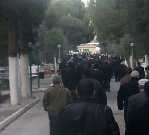 Teyp Tahir ağabey dualarla uğurlandı 14