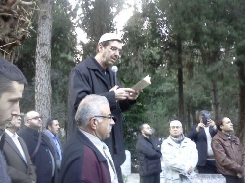 Teyp Tahir ağabey dualarla uğurlandı 17