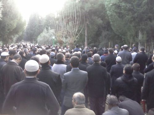 Teyp Tahir ağabey dualarla uğurlandı 28