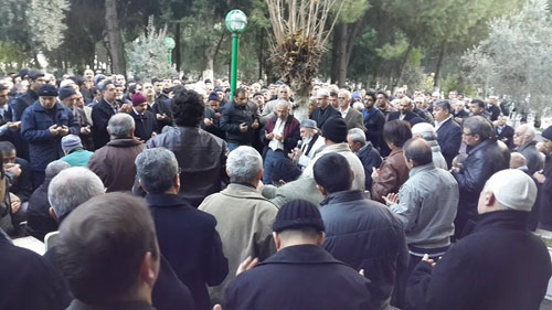 Teyp Tahir ağabey dualarla uğurlandı 30