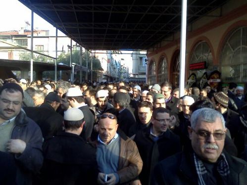 Teyp Tahir ağabey dualarla uğurlandı 7