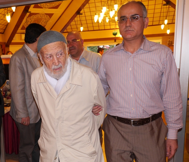Nur cemaatleri Risale Haber iftarında-2014 1
