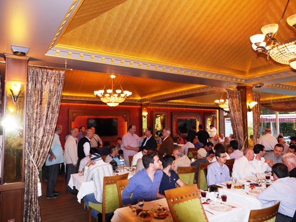 Nur cemaatleri Risale Haber iftarında-2014 21