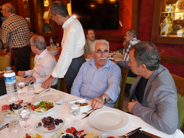 Nur cemaatleri Risale Haber iftarında-2014 24