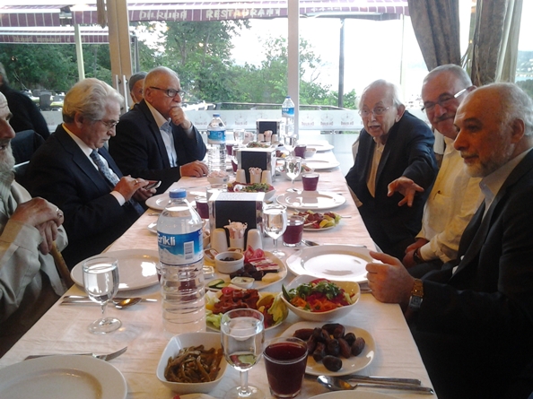 Nur cemaatleri Risale Haber iftarında-2014 25