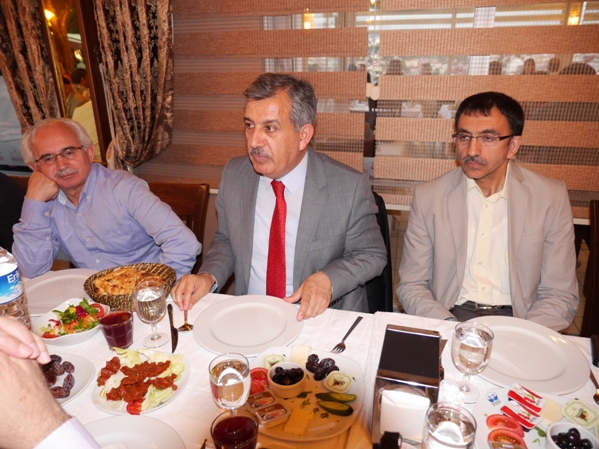 Nur cemaatleri Risale Haber iftarında-2014 34