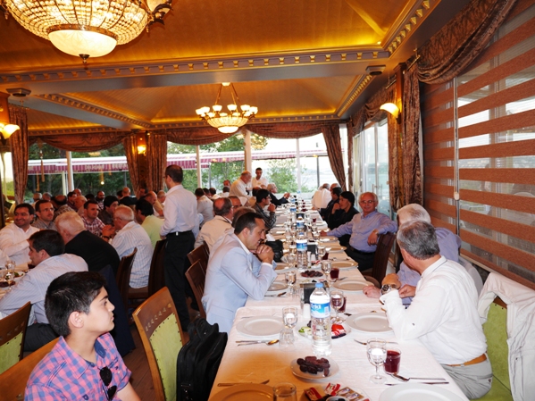 Nur cemaatleri Risale Haber iftarında-2014 8