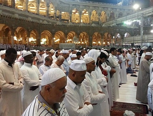 Bir başkadır Kabe'de teravih 10