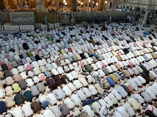 Bir başkadır Kabe'de teravih 8