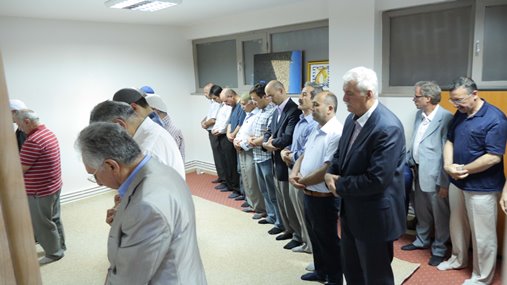 Risale Akademi'de Tevhid semineri ve iftar programı 12