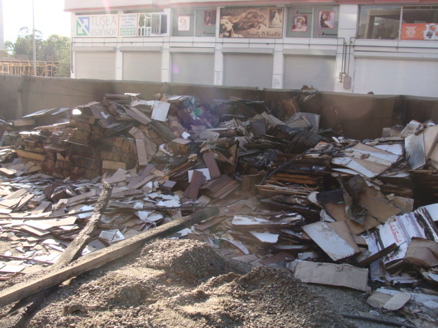 Bediüzzaman Külliyesi inşaatını da yaktılar 2