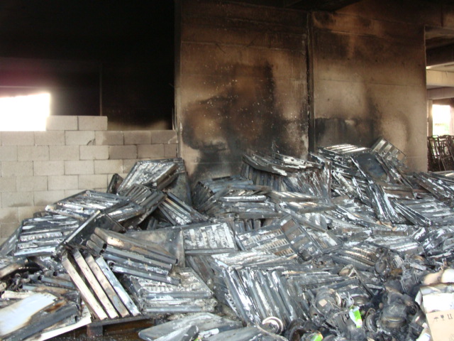 Bediüzzaman Külliyesi inşaatını da yaktılar 5