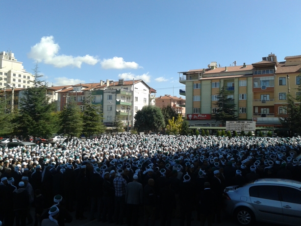 Cemal Erşen dualarla uğurlandı 3