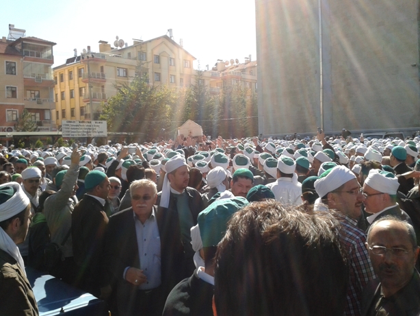 Cemal Erşen dualarla uğurlandı 8