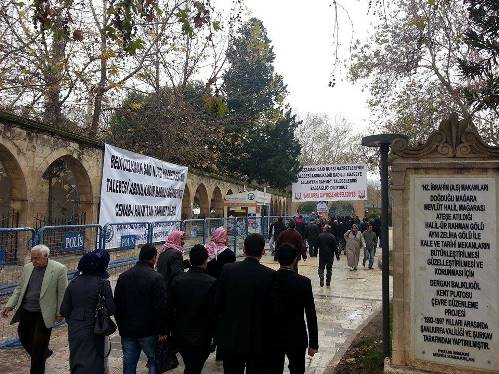 Abdülkadir Badıllı ağabey dualarla uğurlandı 10