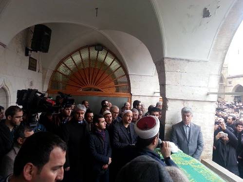 Abdülkadir Badıllı ağabey dualarla uğurlandı 13