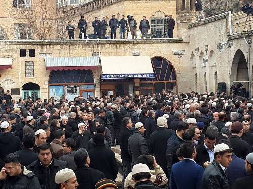 Abdülkadir Badıllı ağabey dualarla uğurlandı 20