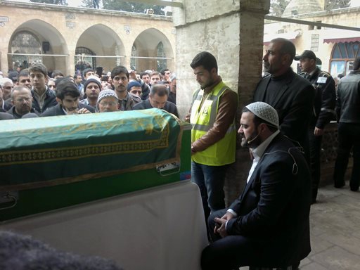 Abdülkadir Badıllı ağabey dualarla uğurlandı 50