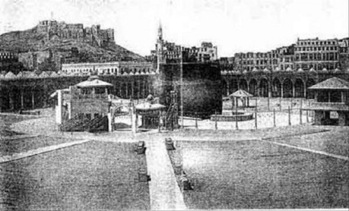 Kabe 100 yıl önce böyleydi 15