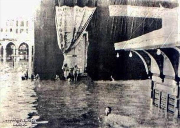 Kabe 100 yıl önce böyleydi 28