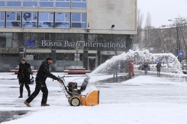 Bosna beyaza büründü 8