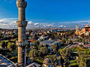 Sultanahmet Camii'nden Ayasofya'ya bakış